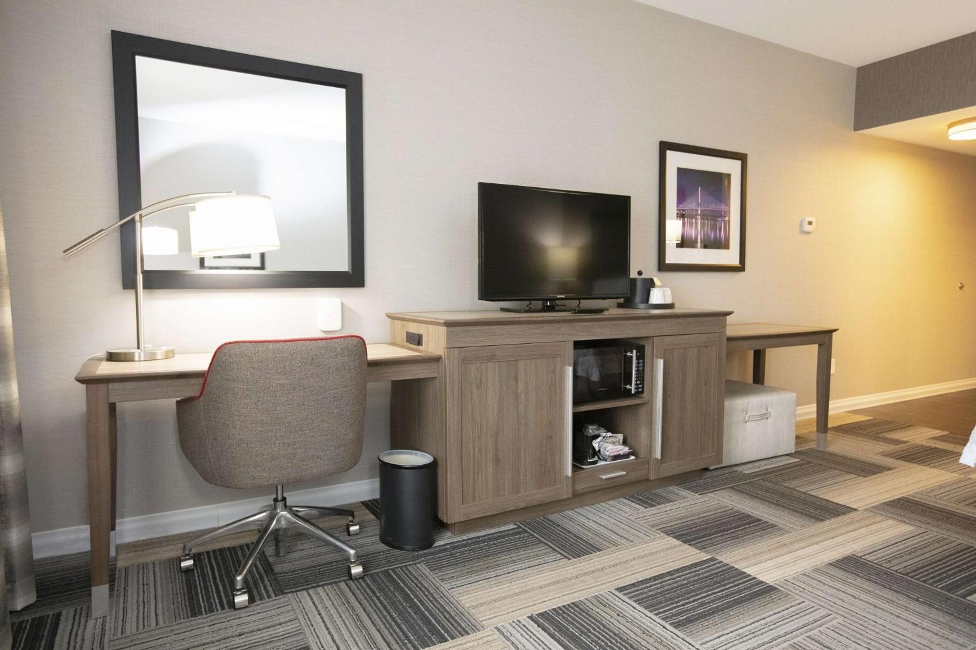 Hampton Inn Toledo Oregon Bagian luar foto